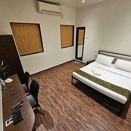 Hotel Kumkum Bombay Esterno foto