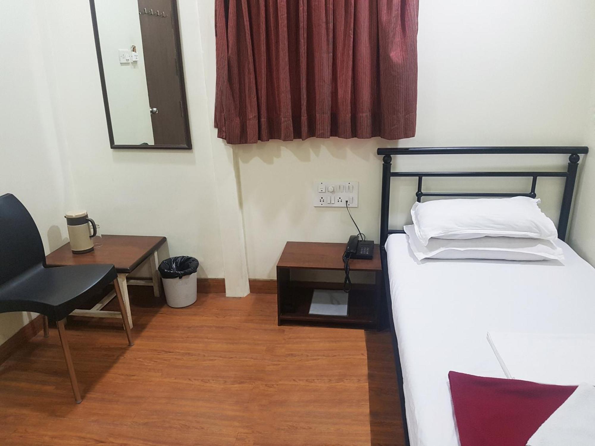Hotel Kumkum Bombay Esterno foto